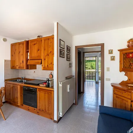 A Schiera Con Giardino Privato * 卡斯蒂奥内·德拉·佩雷索
