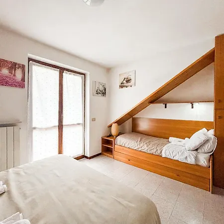Appartement A Schiera Con Giardino Privato Castione della Presolana